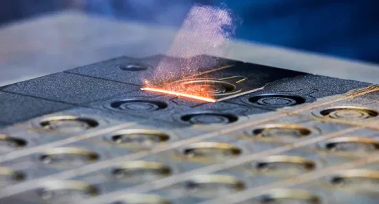 Máquina de limpeza a laser de fibra recém-chegada para aço inoxidável /alumínio